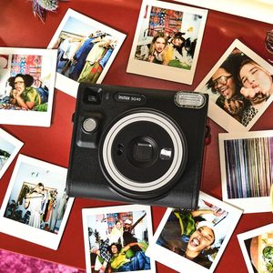 Cámara instantánea <span class=keywords><strong>Fujifilm</strong></span> <span class=keywords><strong>Instax</strong></span> <span class=keywords><strong>Square</strong></span> SQ40, formato de película 2.4 x 4.72 x 5.28 pulgadas - Product Image 6