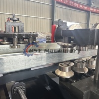 Petit pain de Purlin C/Z en acier à grande vitesse d'épaisseur de BSY 4MM formant la Machine composants entièrement automatiques de noyau de roulement d'engrenage d'utilisation de plancher