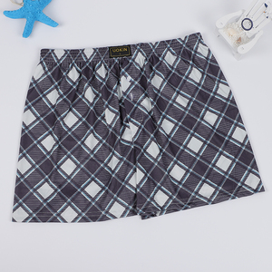 <span class=keywords><strong>Para</strong></span> UOKIN Factory, venta al por mayor, bóxer de poliéster 100% <span class=keywords><strong>para</strong></span> hombre, pantalones cortos de pierna ancha holgados transpirables con estampado a cuadros informales de talla grande - Product Image 3