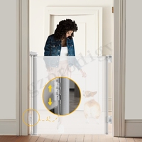 Barrière de sécurité pour enfants et animaux de compagnie Prodigy SG0021A en aluminium rétractable, 33 pouces de haut et 71 pouces de large, pour escaliers, bébés, chats et chiens