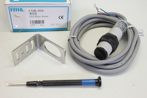 Sensor Fotoeléctrico Digital Óptico FOTEK CDR-30X - Product Image 3