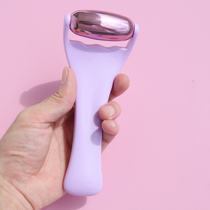 Rodillo Facial de Acero Inoxidable con Mango de ABS <span class=keywords><strong>para</strong></span> el Cuidado de <span class=keywords><strong>la</strong></span> Piel, Herramienta de Lifting Facial, Rodillo de Hielo <span class=keywords><strong>para</strong></span> Rostro, Ojos y Cuerpo - Product Image 1