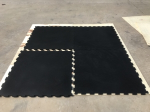 Precio de fábrica Equipo de gimnasio Alfombrilla de goma Crossfit Gimnasio Piso Enclavamiento Azulejo de goma - Product Image 3