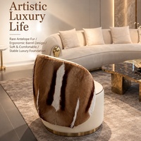 Fauteuil d'appoint de luxe moderne en cuir microfibre et fourrure d'antilope, fabriqué à la main en Italie, pour salon et mobilier de maison