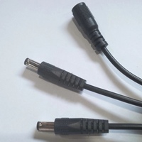 Câble répartiteur d'alimentation cc 5V à 12V 2 en 1-1 câble convertisseur d'alimentation cc femelle à 2 mâle