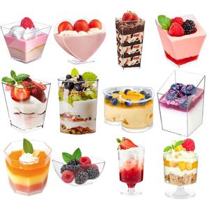 Petit carré trapèze pour dessert en plastique doré Mousse pour dessert <span class=keywords><strong>Sable</strong></span> Coupe à glace Chocolat Coupe à glace avec cuillère - Product Image 1