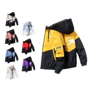 เสื้อแจ็คเก็ตพาร์ก้าทรงสลิมสำหรับผู้ชาย ดีไซน์ขายดี พร้อมฮู้ดและบุใยอุ่น แฟชั่นลายพิมพ์ตัวอักษร เหมาะสำหรับใส่ฤดูใบไม้ผลิ - Product Image 3