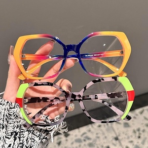 Montures <span class=keywords><strong>de</strong></span> lunettes optiques carrées rétro TR90 œil <span class=keywords><strong>de</strong></span> chat pour femmes, verres transparents anti-lumière bleue avec charnière à ressort, lunettes colorées pour hommes - Product Image 5