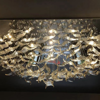 Lustre moderne luxueux décoratif en cristal long, luminaire suspendu décoratif pour projets hôteliers