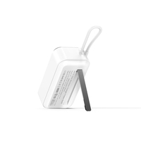 Affichage LED à charge rapide à deux sorties personnalisable Chargeur portable Banques d'alimentation de petite taille Support intégré