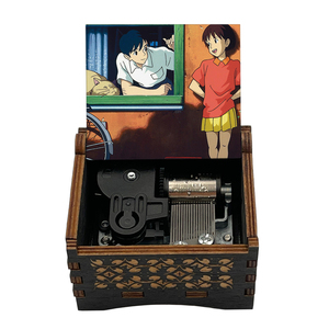 Carillon <span class=keywords><strong>in</strong></span> Legno 'Take <span class=keywords><strong>Me</strong></span> Home Country Roads' a 18 Note con Movimento a Carica Manuale, Souvenir Speciale per Amici e Famiglia, Regalo di Natale - Product Image 1