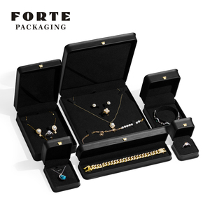 2024 New Style Black <b>White</b> Necklace Jewelry <b>Gift</b> <b>Box</b> Black Ring Leather Jewelry Packaging with Crown - Product Image 1