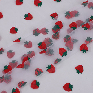 Bán Buôn Sản Phẩm Dệt May In Trái Cây Lưới Vải Dâu Tây In Vải Cho Cô Gái Puffy Váy - Product Image 4