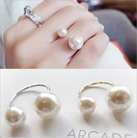 Bague d'ouverture Double perle de style exagéré minimaliste pour femme Design Corée du Sud Incrustation en alliage plaqué or Numéro réglable