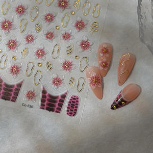 Autocollants personnalisés 3D/5D pour nail art, motifs crocodile, fleurs, strass dorés, fournitures de manucure DIY, décoration luxueuse pour ongles. - Product Image 3