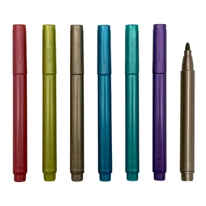 Tedarikçiler ucuz özel toksik olmayan metalik mürekkep 1-2mm metal İşaretleyiciler metal çim plastik yüzey üzerinde kalıcı boya renkli kalemler