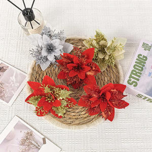 Cabezas de Flores Navideñas Artificiales, Decoraciones Doradas, Plateadas y Rojas, Adornos Colgantes de Plástico y Tela para Decoración de Árboles - Product Image 3