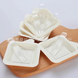 Assiettes et fourchettes jetables biodégradables en pulpe de papier, carrées, 5 assiettes, 5 fourchettes, pour la table de fête d'anniversaire - Product Image 2
