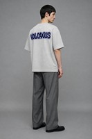 T-shirt vierge de luxe 240 GSM, style alternatif, impression de logo personnalisée, 100% coton filé à anneaux, coupe moderne minimaliste