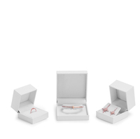 Boîte à bijoux FANXI en cuir blanc avec logo personnalisé boîte d'emballage de bijoux bague collier pendentif boîte à bijoux en papier fantaisie