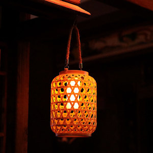 Lentera Gaya Cina Bertenaga Surya untuk Dekorasi Festival Musim Semi, Lentera Rotan untuk Balkon, Taman, Luar Ruangan C - Product Image 1