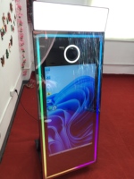 Nouvelle Cabine Photo Miroir Magique 2026 – Photobooth PC 65 Pouces avec Miroir Selfie et Flight Case pour Fêtes et Mariages