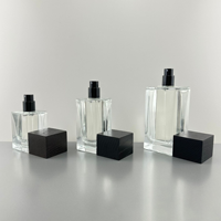 Bouteille de parfum de luxe de haute qualité pour hommes 30ml 50ml bouteille de parfum en verre à sertir carré vide avec bouchon en bois carré noir