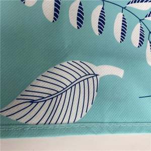 Bolsa de mano láser no tejida duradera brillante respetuosa con el medio ambiente de fábrica, bolsa de regalo de lujo, nueva bolsa de compras no tejida de laminación de PP reciclada - Product Image 6