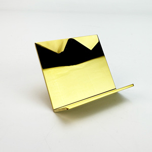 AURORA Présentoir de bureau portable moderne en acier inoxydable personnalisable, multifonctionnel pour bijoux, portefeuille, sac à main - Product Image 6