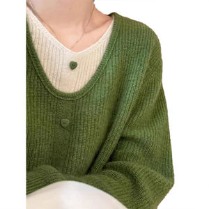 เสื้อสเวตเตอร์ไหมพรมพิมพ์ลายสีเขียวสไตล์ลำลองแบบเลเยอร์ ทรงหลวม สวมใส่สบาย ดีไซน์หรูหรา เนื้อผ้าหนา  สำหรับผู้หญิง  ฤดูใบไม้ร่วง ฤดูหนาว  สามารถปรับแต่งได้ - Product Image 6