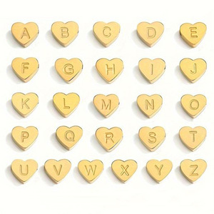 จี้รูปหัวใจ BOYI 26 ตัวอักษร สีพีช หัวใจแบบเจาะรู สแตนเลสสตีลเคลือบสูญญากาศ ไม่ซีดจาง ขัดเงาแบบกระจก สำหรับงาน DIY - Product Image 5