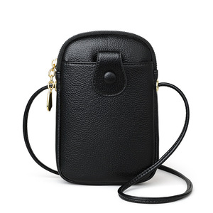 Bolso Bandolera Pequeño de Cuero PU Suave para Mujer, Mini Bolso de Hombro con Ranuras para Tarjetas de Crédito - Product Image 1