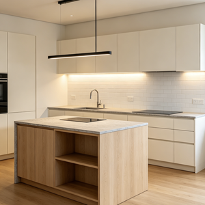 Ensemble d'armoires de cuisine modernes, îlot central, armoires en bois clair et blanc style Shaker, meubles de cuisine sur mesure pour la maison - Product Image 1