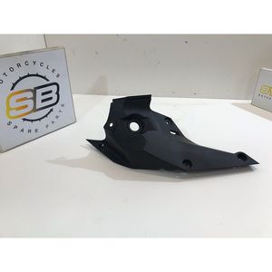 Copertura Regolatore di Tensione KTM 390 Duke 2017 2018 2019 2020, Parte della Carenatura Moto - Product Image 1