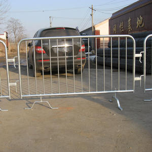 YC Barrière en acier professionnelle vente chaude barrière de contrôle des foules couvre belle clôture de barrière de foule - Product Image 1