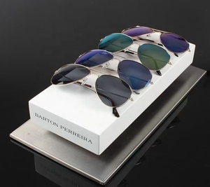 Tùy chỉnh Acrylic kính hiển thị đứng | kính cá nhân trưng bày cho bán lẻ, tiếp thị và hiển thị sản phẩm - Product Image 2