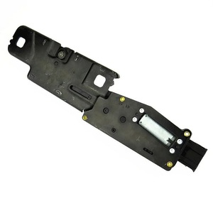 ออดี้ โฟล์คสวาเกน ล็อคประตูท้ายไฟฟ้า 4F9827383G 4F9827383D ดีซี 12V มอเตอร์ไร้แปรงถ่าน ใช้งานง่าย - Product Image 1