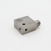 Vibration triaxiale industrielle IEPE 100mV/g sensibilité étanche à la poussière accéléromètre Anti-interférence résistant aux taches d'huile