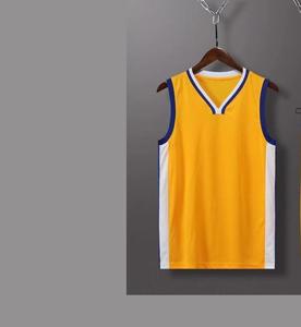 Vestes et hauts de basket-ball pour hommes adultes, sur mesure, en gros, 100% polyester, respirant, logo imprimé à l'écran, design uni - Product Image 6