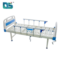 Cama de Hospital Manual Ajustable de 3 Funciones con Manivela de 3 Brazos, Panel Superior de ABS y 4 Ruedas Giratorias, para Pacientes con Inodoro Incorporado