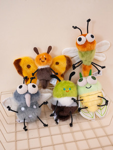Colgantes de Peluche al por Mayor de la Serie Insectos: Mariposas, Libélulas y Múltiples Insectos Personalizados con Expresiones Adorables para Bolsos y Llaveros - Product Image 6