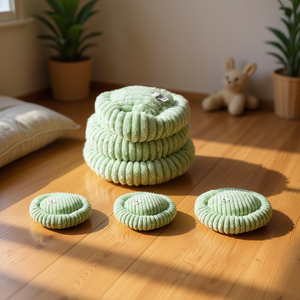 Set di Tre Letti per Animali Domestici in Pelo di Coniglio Verde, Forma Rotonda - Product Image 3