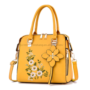 New Wholesale Luxury Lady's <b>Handbags</b> Brand Zipper Fashion Bag Vintage Leather Bags Women's <b>Handbags</b> - Product Image 4