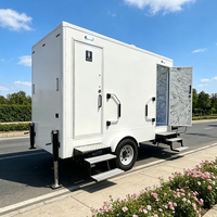 Remorque WC mobile exécutive à 2 cabines, toilettes portables pour la vente, la location, les événements publics, les mariages et les événements urbains
