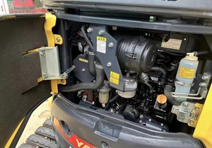 Presque neuf Yanmar Vio30 Mini pelle sur chenilles Composants originaux de base 5 tonnes pour usage agricole domestique-en vente de stock! - Product Image 4