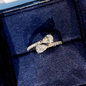 Anello a Doppia Goccia Asimmetrico, Gioiello Minimalista Elegante Geometrico per Uso Quotidiano, Anello da Donna - Product Image 2