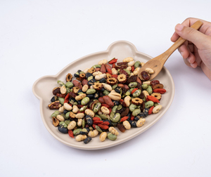 Hỗn hợp hạt rang và trái cây sấy khô chất lượng cao, giòn tan, bổ dưỡng, vị hạt điều, đóng gói tiện lợi - Product Image 1