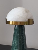 Lampe de nuit moderne minimaliste en forme de nuage, une lampe de table en marbre luxueuse et haut de gamme en forme de nuage, adaptée aux salons