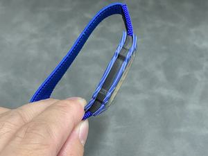 Montre mécanique ultra-fine avec boîtier en fibre de carbone intégré, cadran ajouré, plus légère, plus robuste et de qualité supérieure - Product Image 2