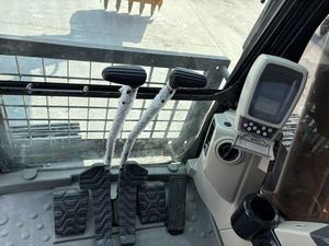 Excavatrice hydraulique 320CL modèle 2018, moteur diesel 103KW, 20 tonnes, excellent état, sans fuites, châssis robuste, godet de 1,2 m - Product Image 4